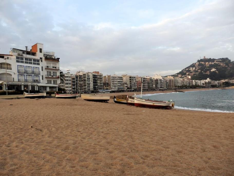Apartamento Blanes Playa Exterior foto